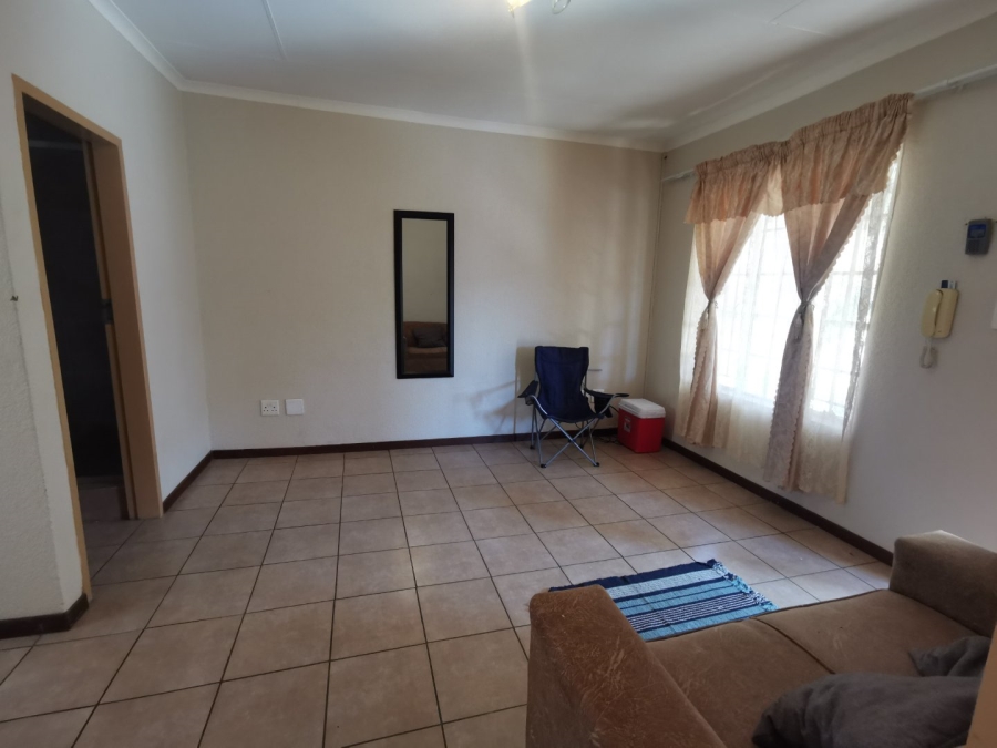 To Let 2 Bedroom Property for Rent in Die Bult North West